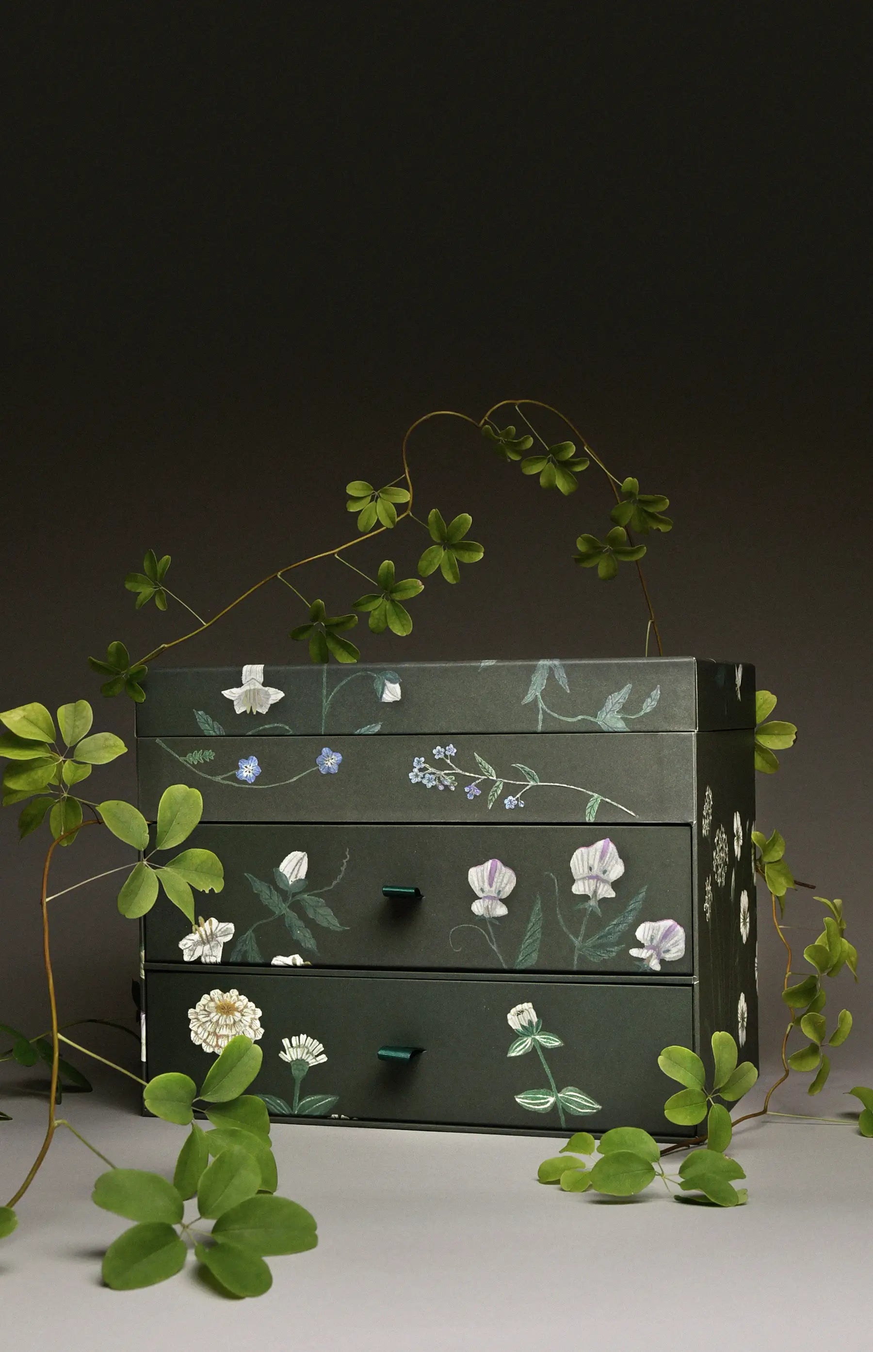 ZETAS GARDEN
ADVENTSKALENDER 2025